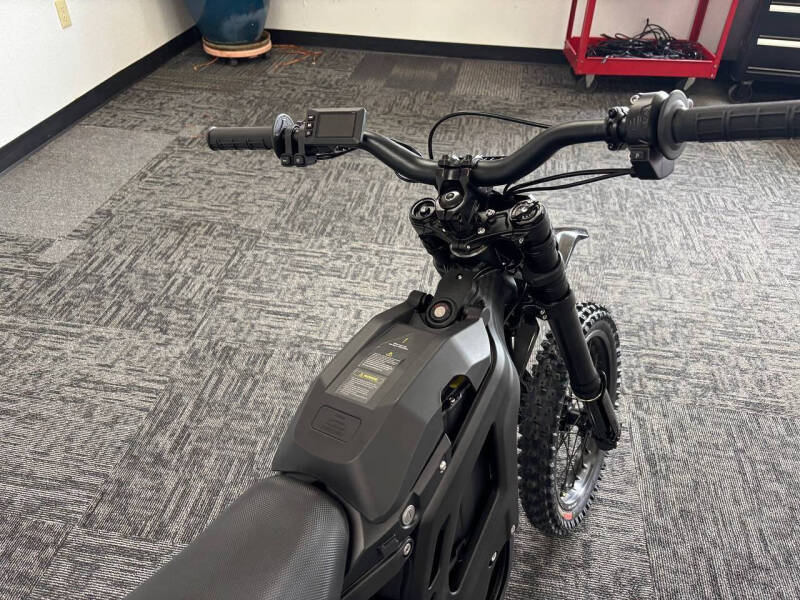2025 E Ride Pro Mini R