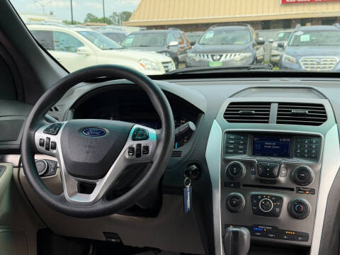 2014 Ford Explorer