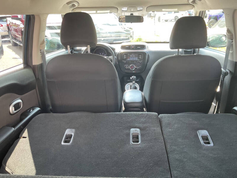 2017 Kia Soul +