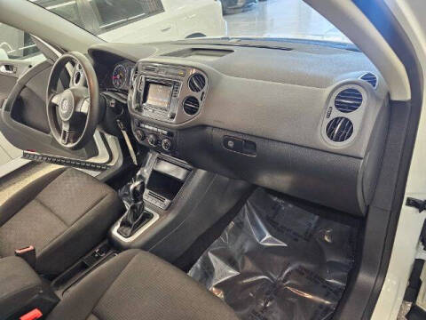 2018 Volkswagen Tiguan Limited 2.0T 4Motion