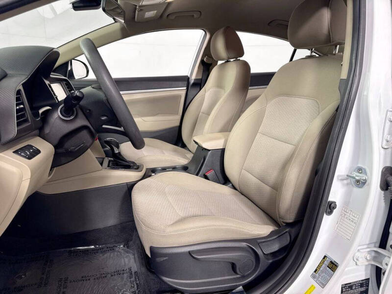 2019 Hyundai Elantra