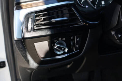 2019 BMW 5 Series 530i