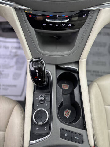 2020 Cadillac XT5 Premium Luxury