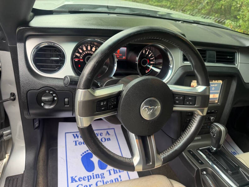 2014 Ford Mustang V6 Premium