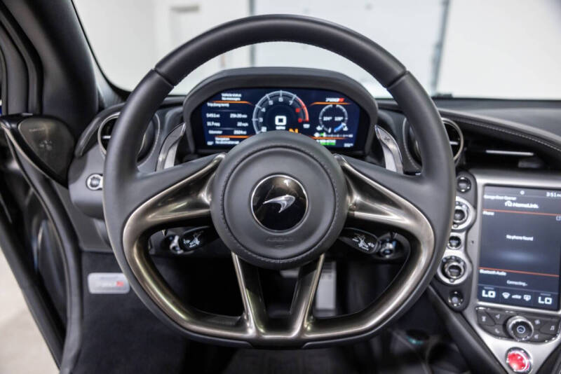 2022 McLaren 720S Spider