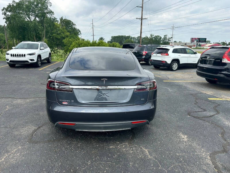 2014 Tesla Model S 85