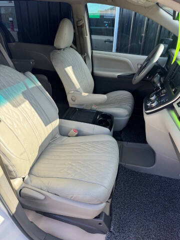 2016 Toyota Sienna L 7-Passenger