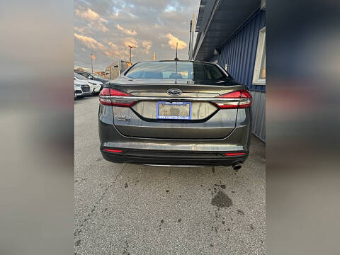 2017 Ford Fusion SE
