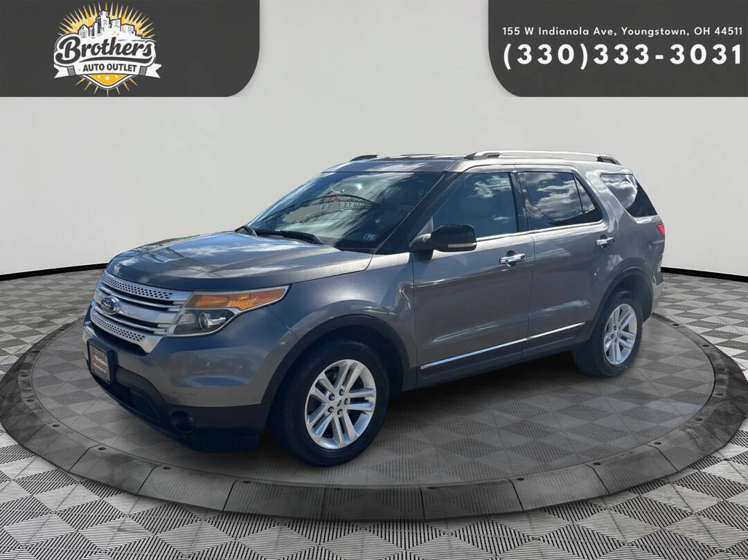 2012 Ford Explorer XLT AWD XLT 4dr SUV 1