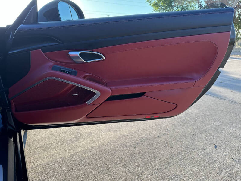 2017 Porsche 911 Carrera GTS