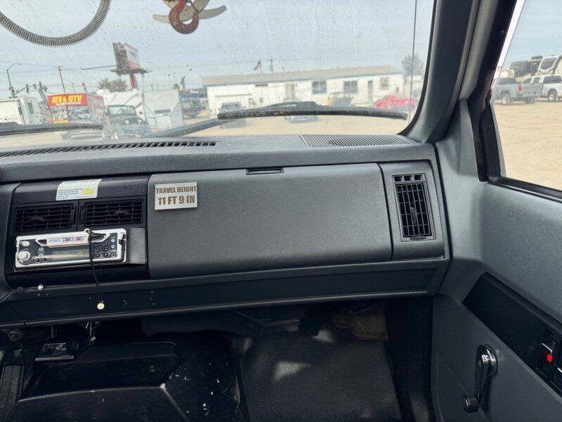 2002 Chevrolet C7500