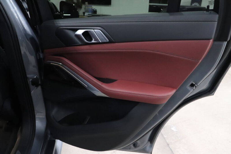 2024 BMW X6 xDrive40i