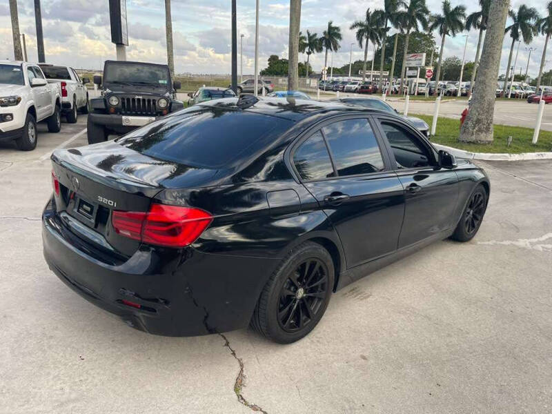 2017 BMW 3 Series 320i xDrive