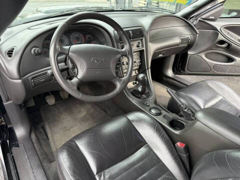 2002 Ford Mustang GT Deluxe