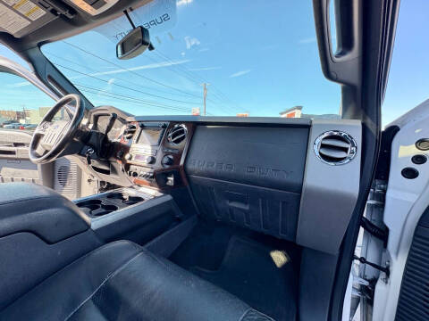 2012 Ford F-250 Super Duty Lariat