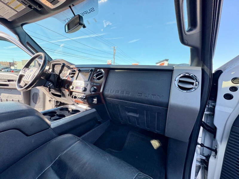 2012 Ford F-250 Super Duty Lariat