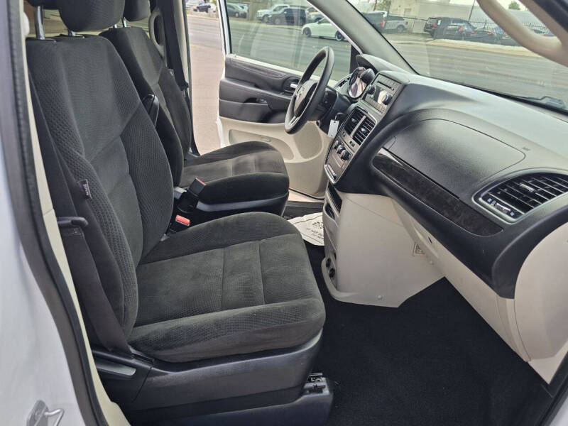 2016 Dodge Grand Caravan American Value Package
