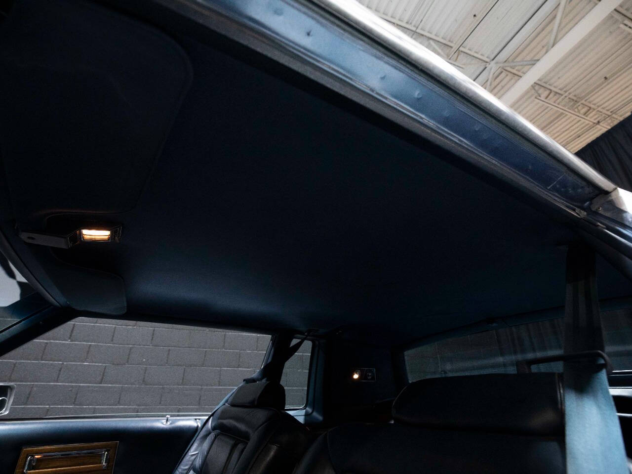 1985 Cadillac Fleetwood Brougham 42