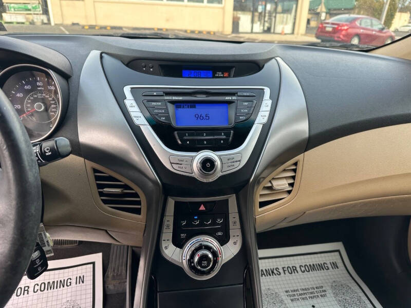 2011 Hyundai Elantra Limited