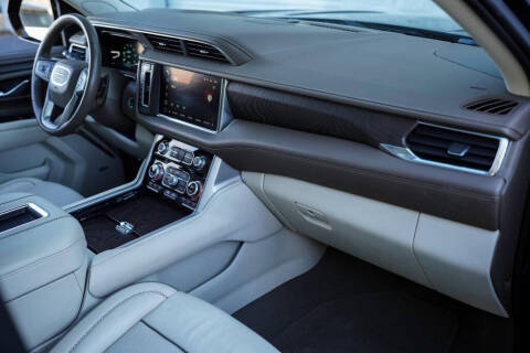 2023 GMC Yukon XL Denali