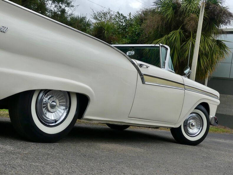 1957 Ford Fairlane
