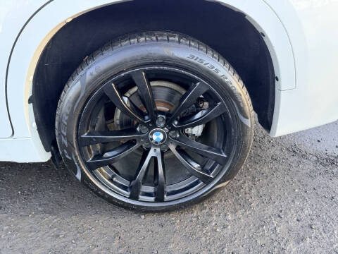 2017 BMW X6 xDrive35i