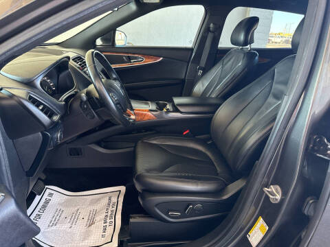 2017 Lincoln MKX Select