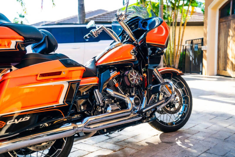 2022 Harley-Davidson FLTRXSE CVO Road Glide