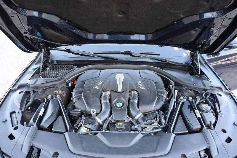 2017 BMW 7 Series 750i xDrive