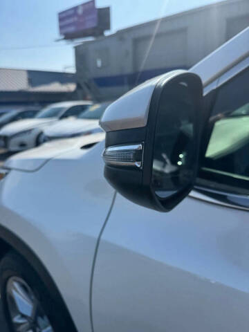 2017 Toyota Highlander