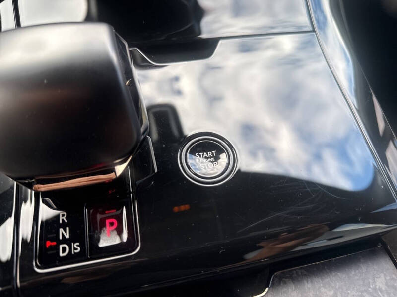 2025 Land Rover Range Rover Sport P635 SV Edition Two