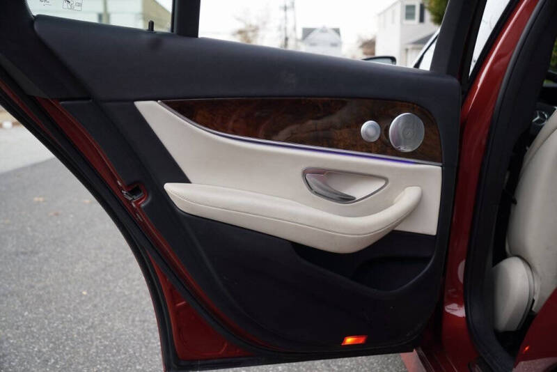 2017 Mercedes-Benz E-Class E 300