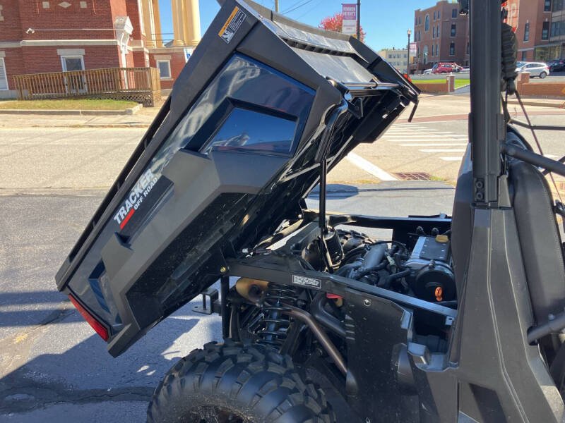 2023 Tracker 800 SX LE EPS