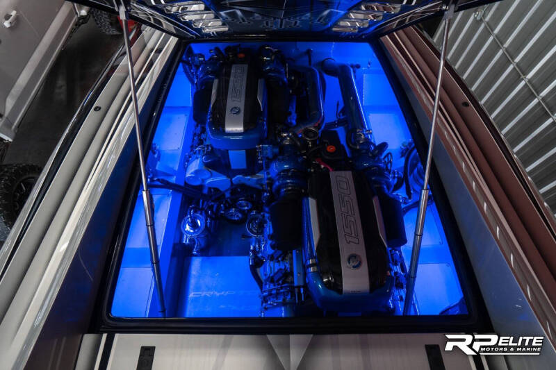 2019 Outerlimits SV43