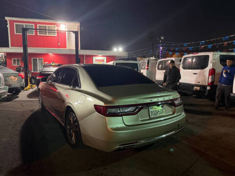 2017 Lincoln Continental Select