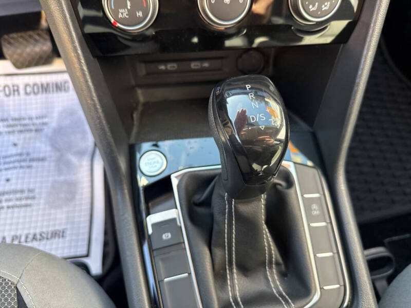 2023 Volkswagen Taos S