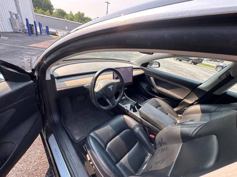 2019 Tesla Model 3 Mid Range