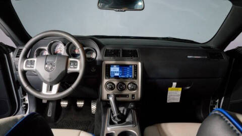 2011 Dodge Challenger SRT8 392