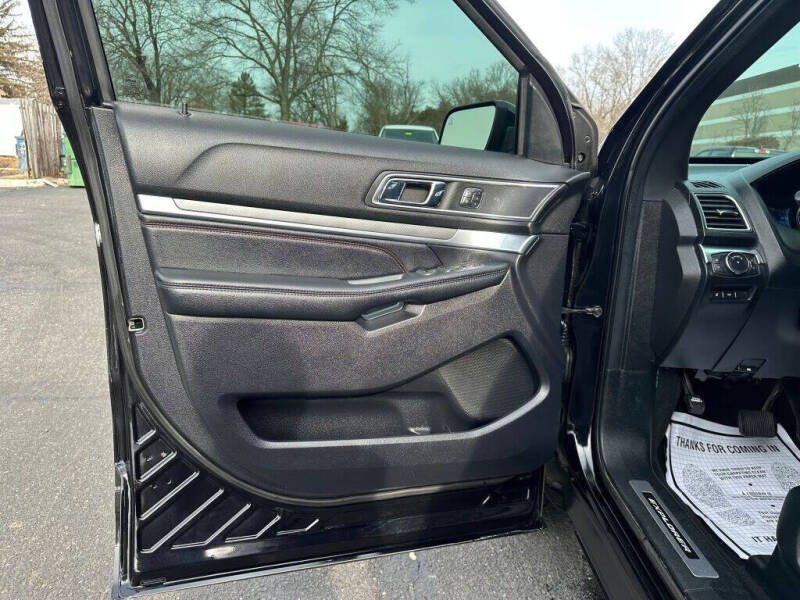 2019 Ford Explorer Sport