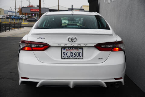 2024 Toyota Camry SE