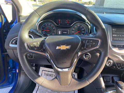 2017 Chevrolet Cruze LT Auto