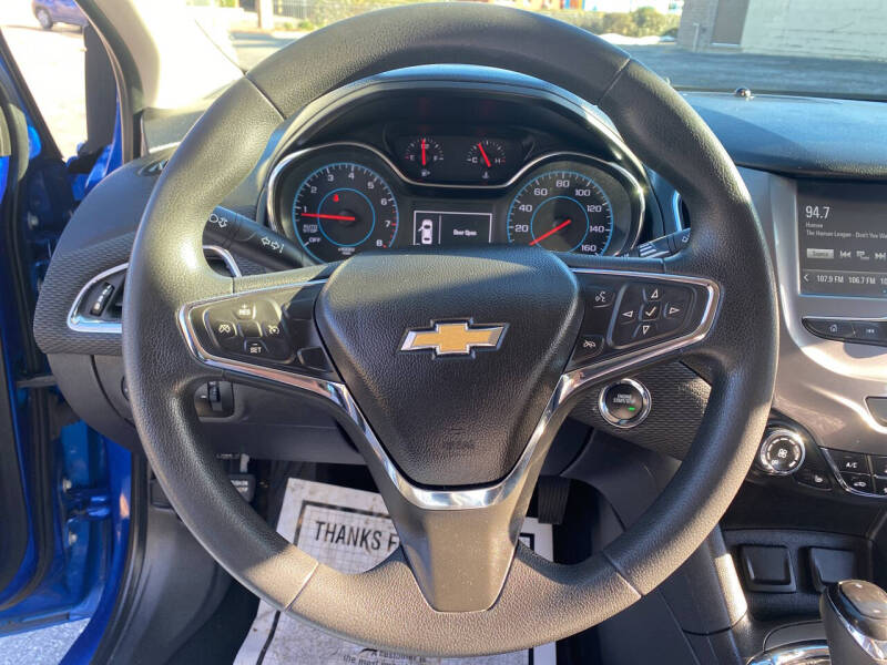 2017 Chevrolet Cruze LT Auto