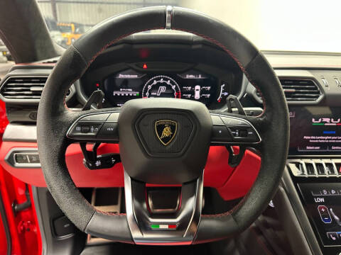 2022 Lamborghini Urus