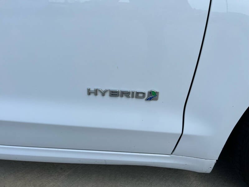 2019 Ford Fusion Hybrid SE photo 5