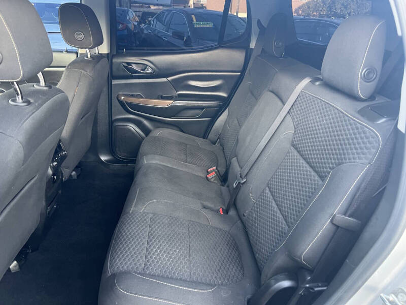 2018 GMC Acadia SLE-1