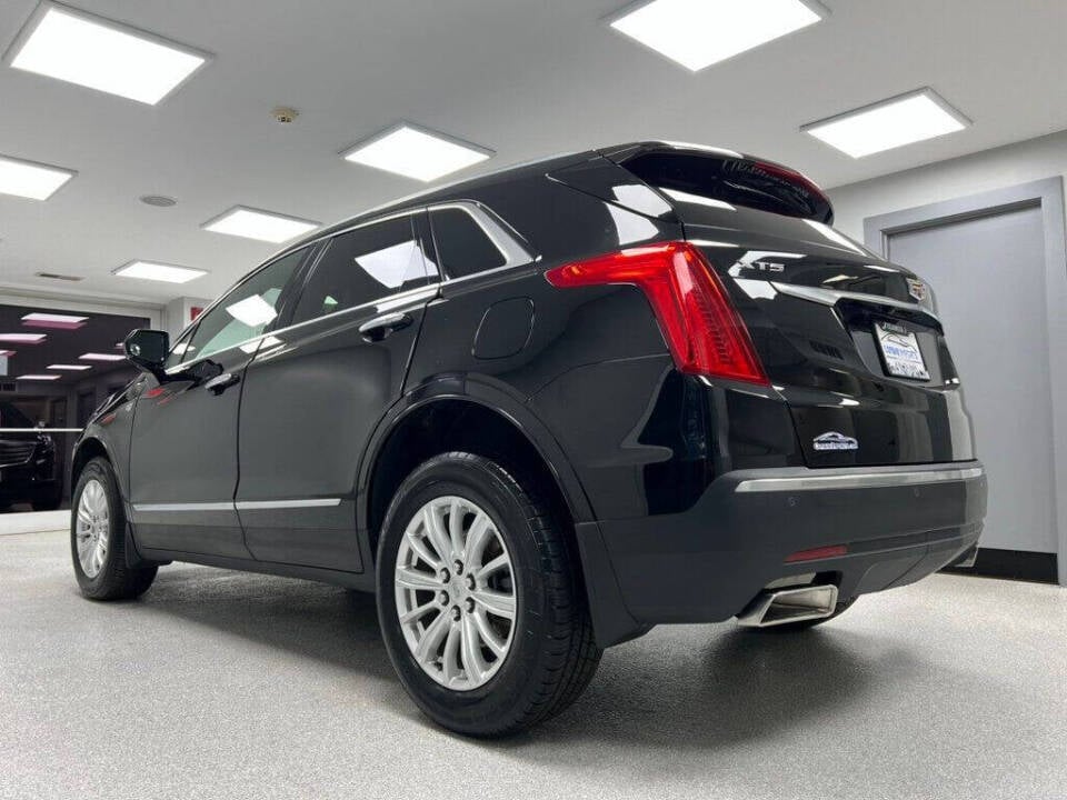 2017 Cadillac XT5 for sale at Conway Imports in   Streamwood, IL