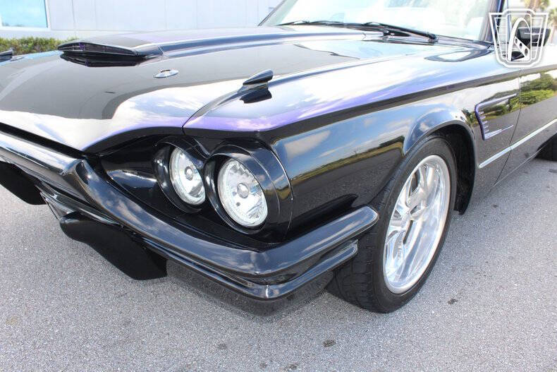 1964 Ford Thunderbird