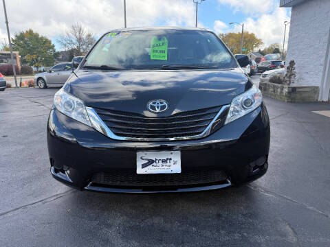 2012 Toyota Sienna