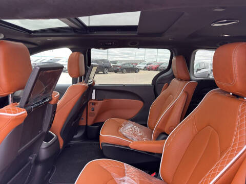 2026 Chrysler Pacifica Pinnacle
