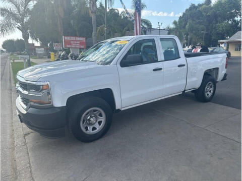 2017 Chevrolet Silverado 1500 for sale at Dealers Choice Inc in Farmersville CA